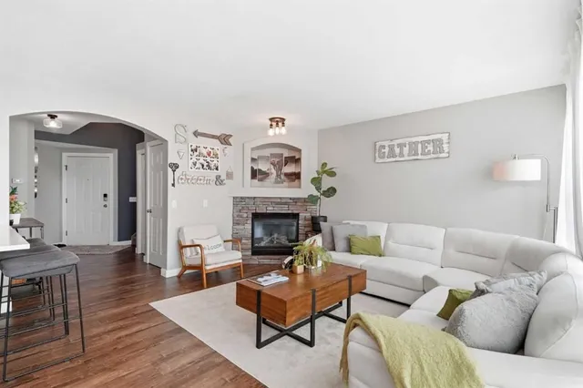 138 Somerglen Common, Calgary 4