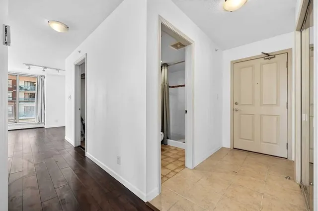 650 10 St #1301, Calgary 4