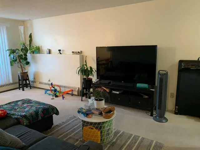 35 Bennett St #107, Red Deer 3