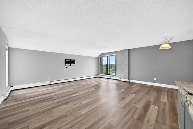 1900 25A St #507, Calgary 2