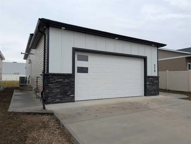 328 Somerside Rd, Medicine Hat 3