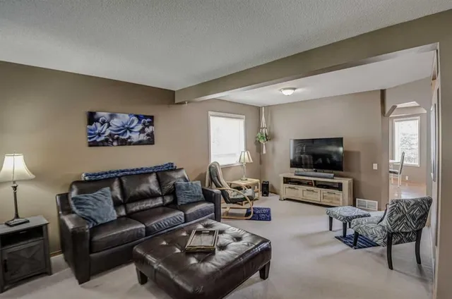 124 Del Ray Close, Calgary 3