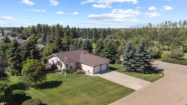 5209 57A St, Stettler 5
