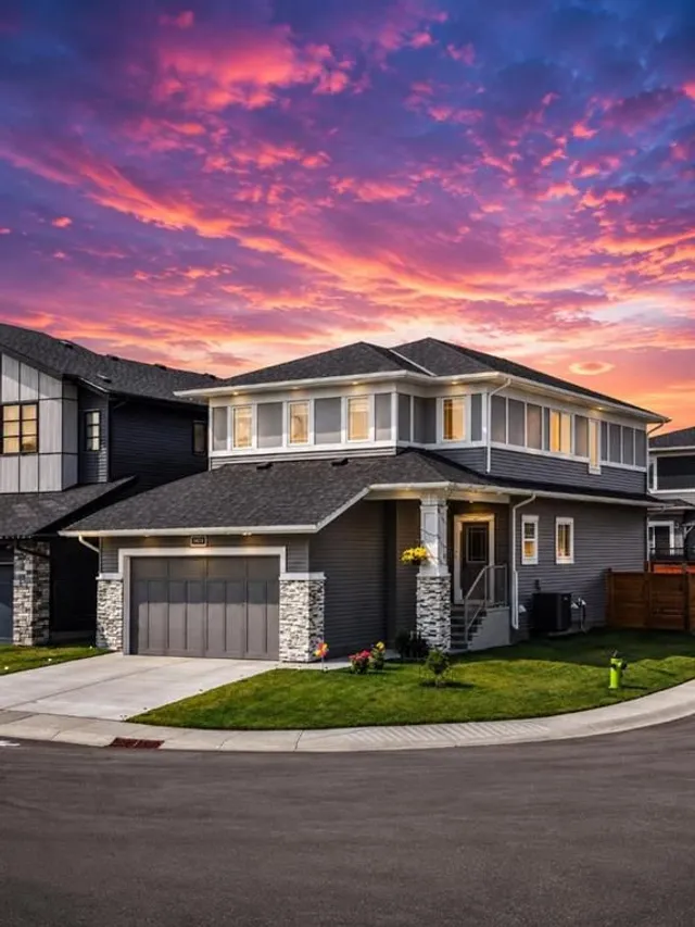 1429 Chinook Gate Glen&, Airdrie