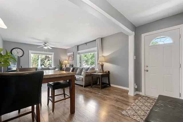 909 6 St, High River 2