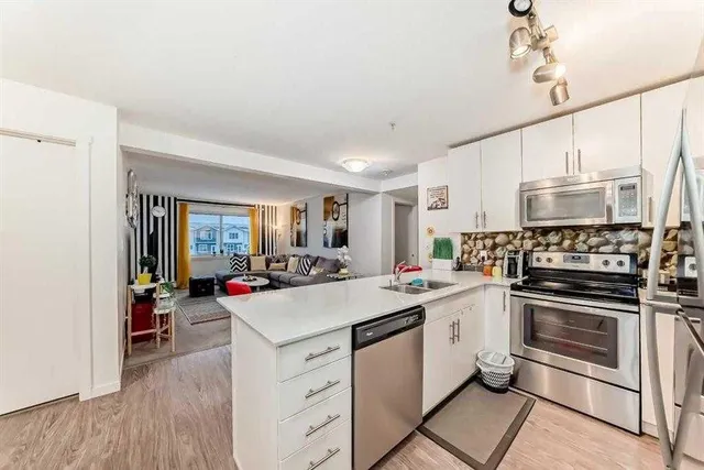 181 Skyview Ranch Manor #3302, Calgary 5