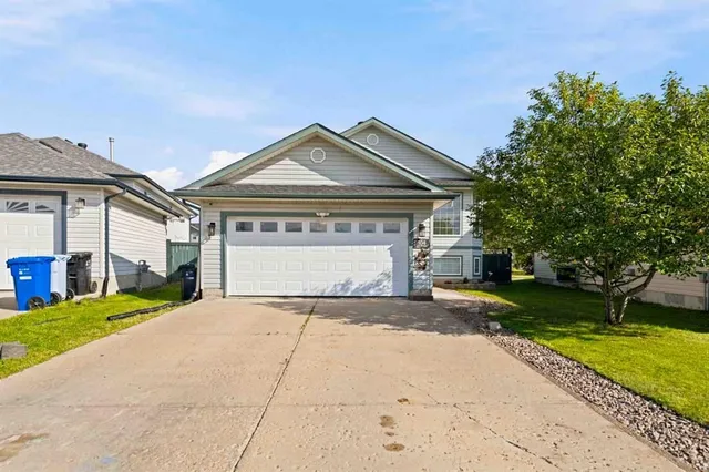 104 DICKEY Bay, Fort McMurray 2
