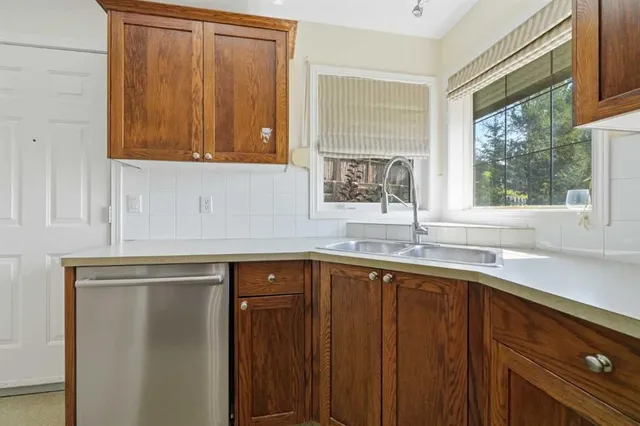 116 Rockyledge Cres, Calgary 5