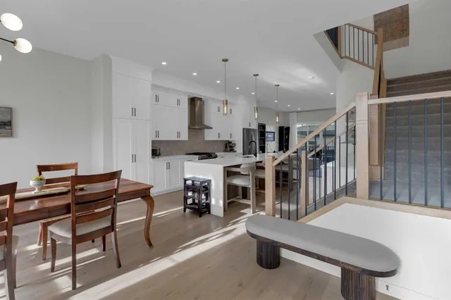 7712 36 Ave, Calgary 5