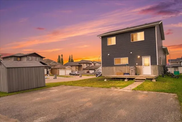 9401 88A St, Grande Prairie 2