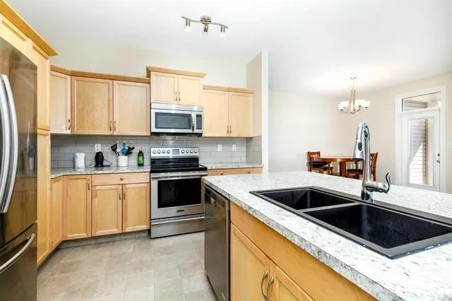 77 Alderwood Close, Blackfalds 5