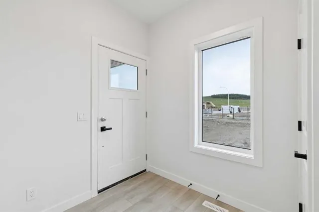 139 Fireside Close, Cochrane 4