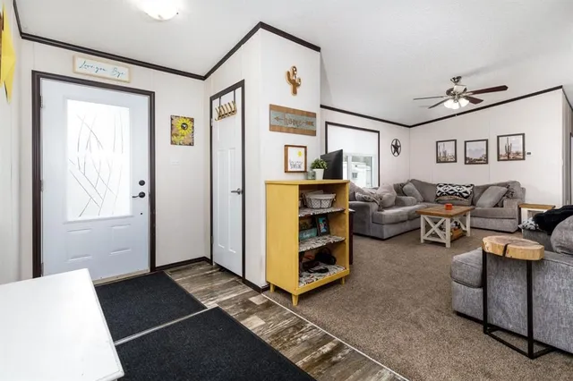 4705 45 Ave, Alix 5