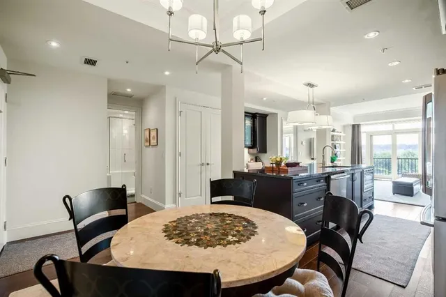 131 Quarry Way #401, Calgary 5
