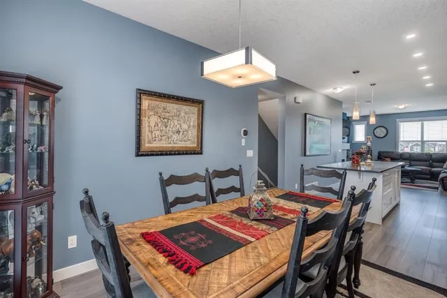258 Copperleaf Way, Calgary 4