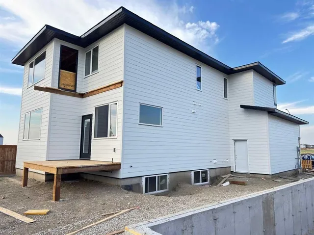 1292 Abitibi Rd, Lethbridge 3