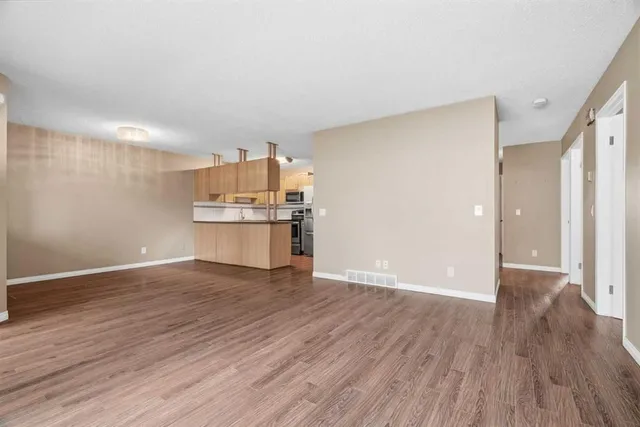 11 Macewan Park Hts, Calgary 5