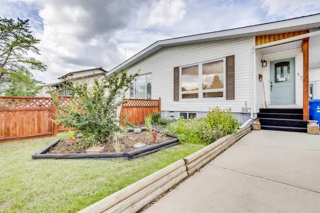 170 Wolverine Dr, Fort McMurray 2