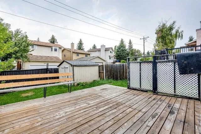 127 Shawinigan Dr, Calgary 4