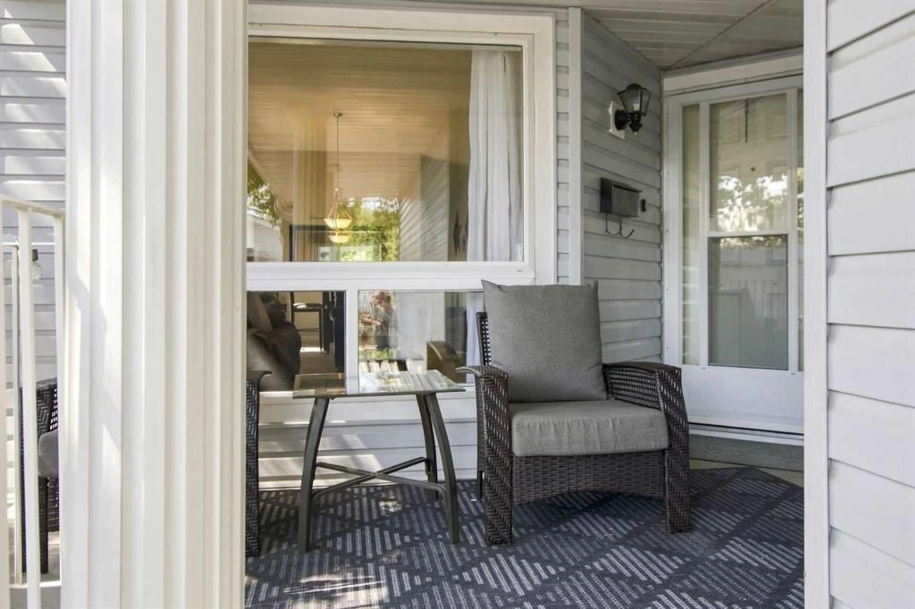 pillar/IMG-A2339417_4.jpg