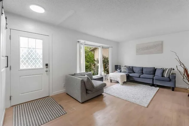 139 WHITLOCK Close, Calgary 5