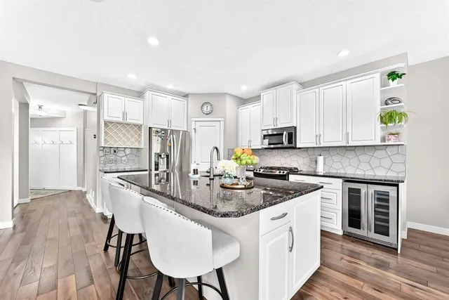 23 Everoak Bay, Calgary 4