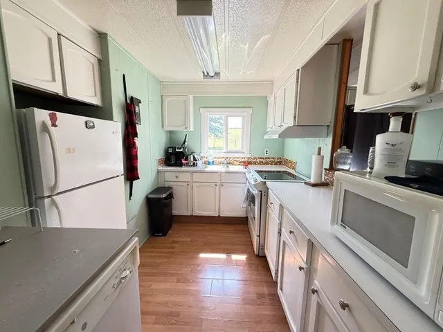 4705 51 St, Kitscoty 4