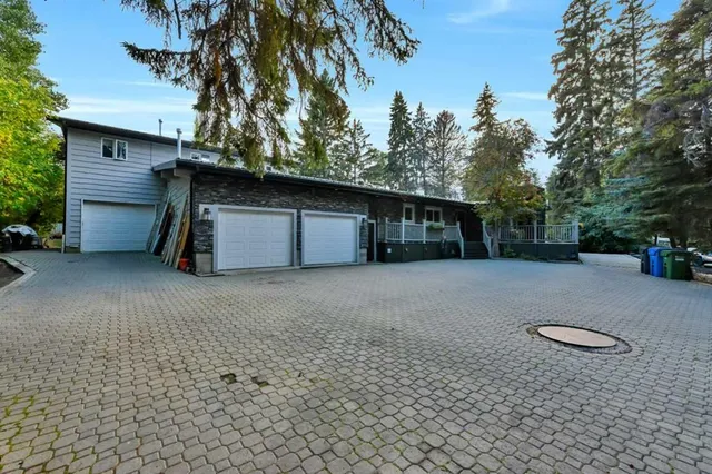 9 Cronquist Close, Red Deer 2