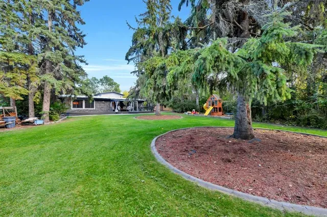 9 Cronquist Close, Red Deer 4