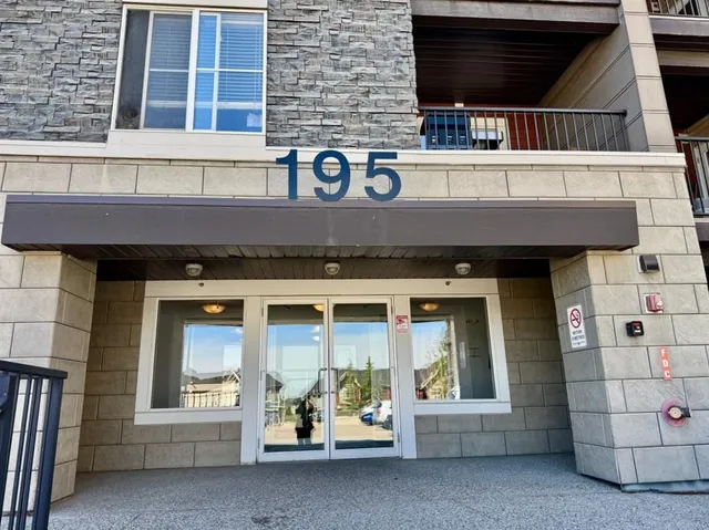 195 Kincora Glen Rd #305, Calgary 2