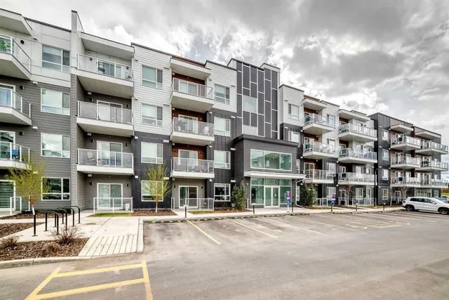 550 Belmont St #4315, Calgary 2