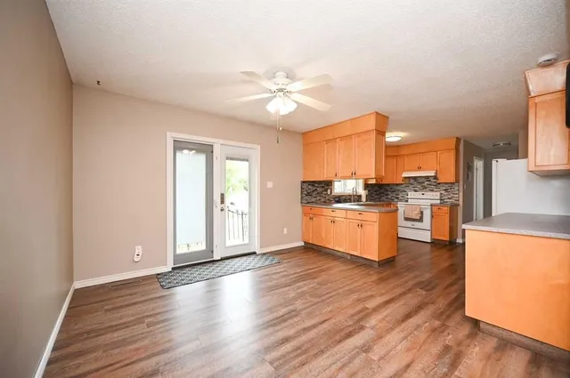 5005 41 Avenue, Athabasca 5