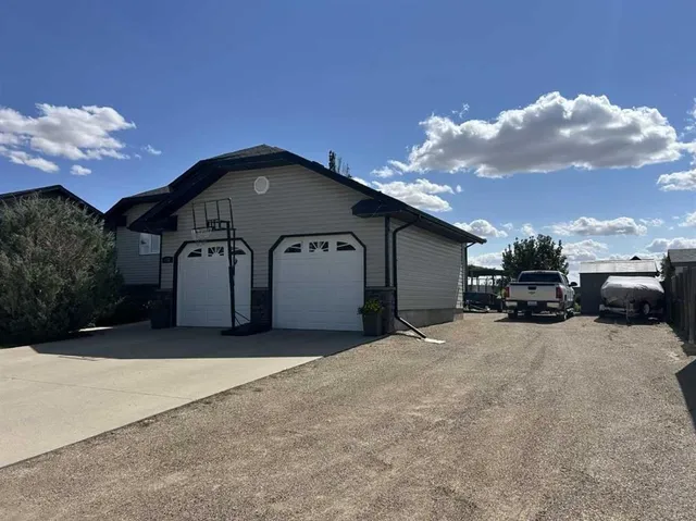 173 Westview Cres, Bow Island 2