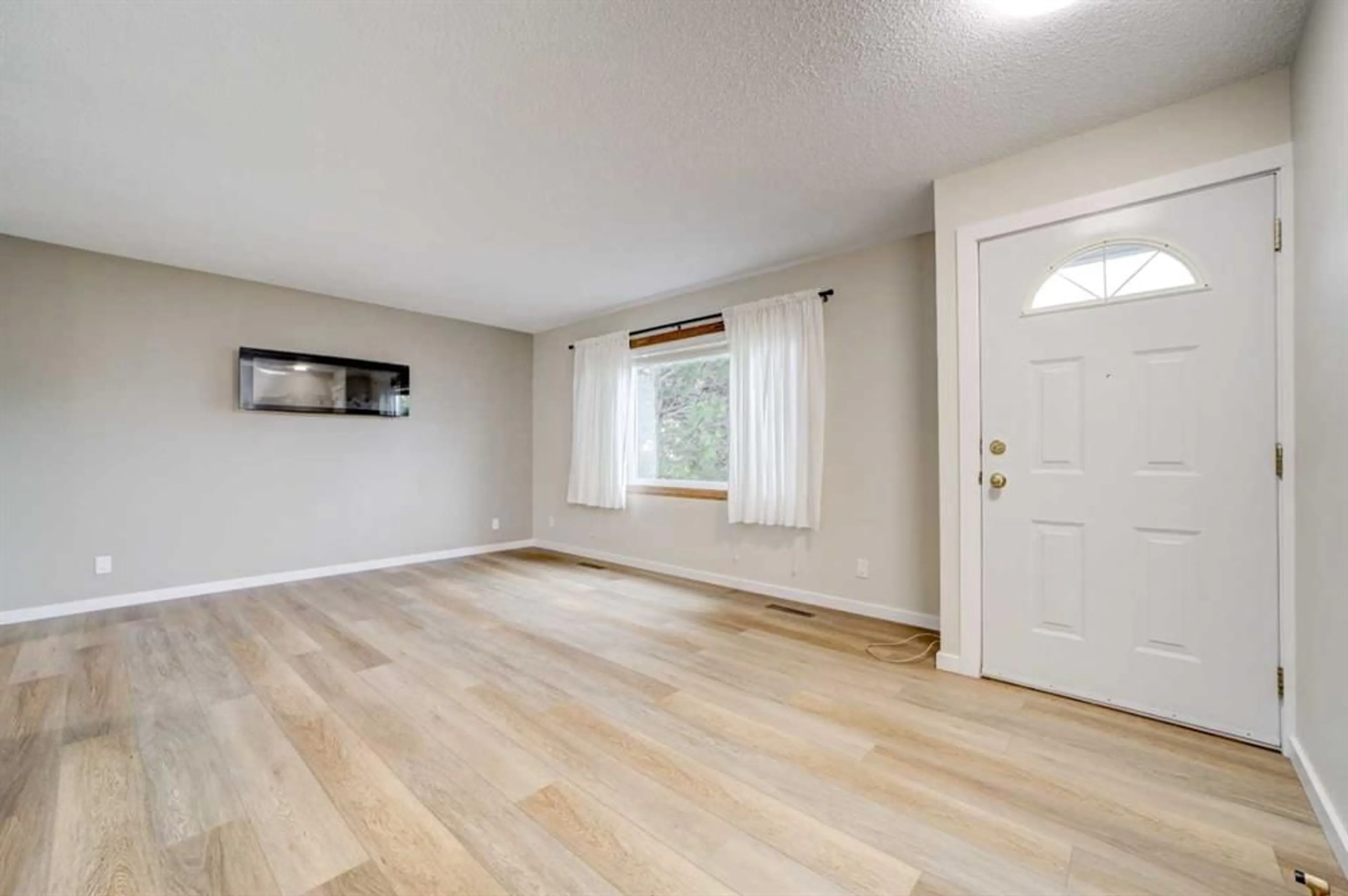pillar/IMG-A2339731_3.jpg