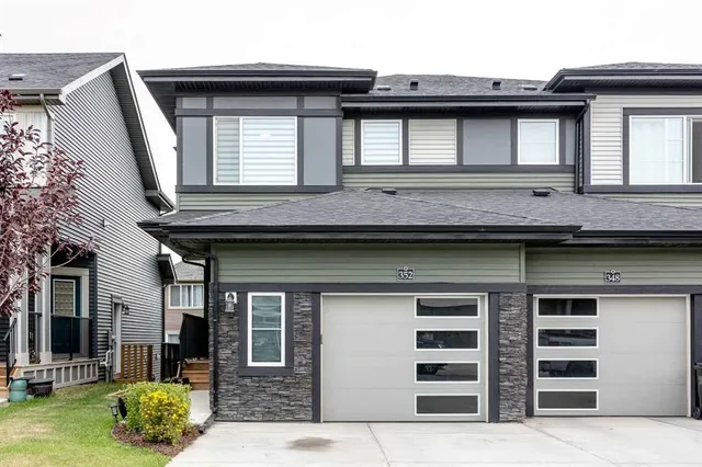 352 Creekrun Cres, Airdrie