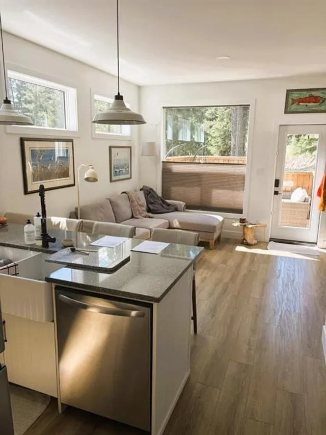 105 Pine Pt, Blairmore 5