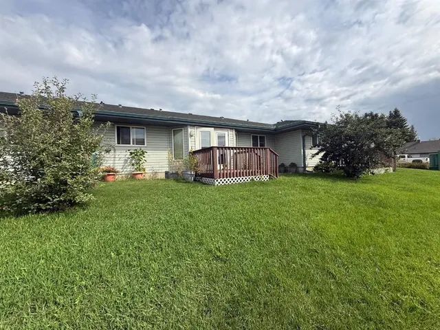 5314 51 St #6, Rimbey 2