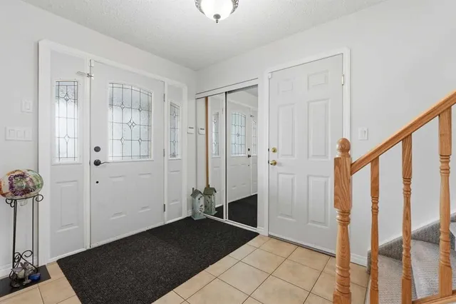 280 Barrett Dr, Red Deer 4