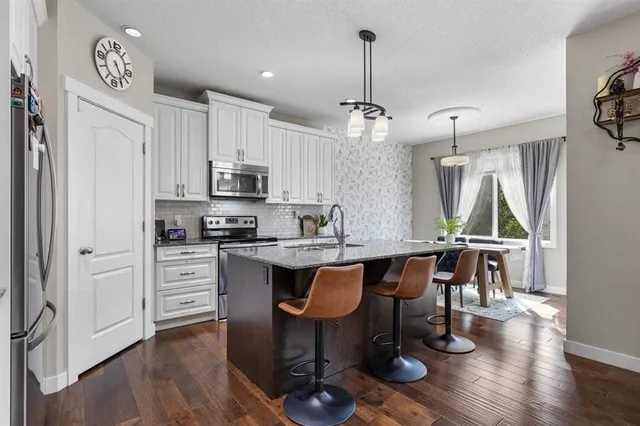 116 Kingsbury Close, Airdrie 5