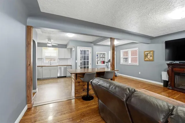 4624 49 St, Red Deer 5