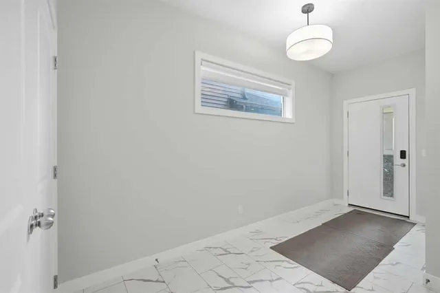 475 Creekrun Cres, Airdrie 3