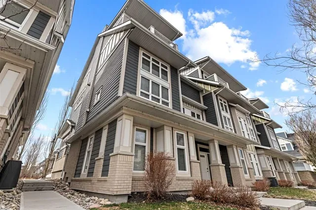 130 Silverado Plains Pk, Calgary 2
