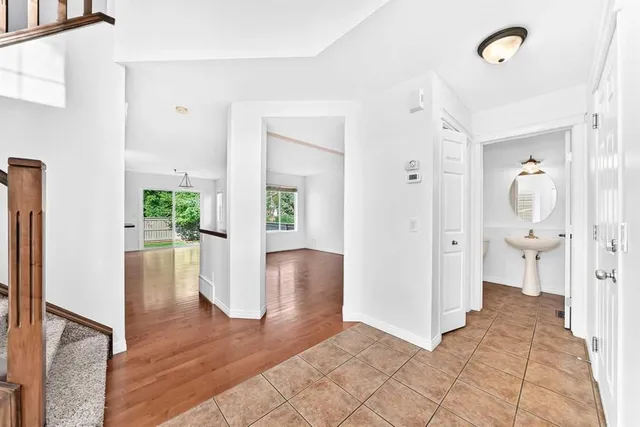 294 Cougar Plateau Way, Calgary 5