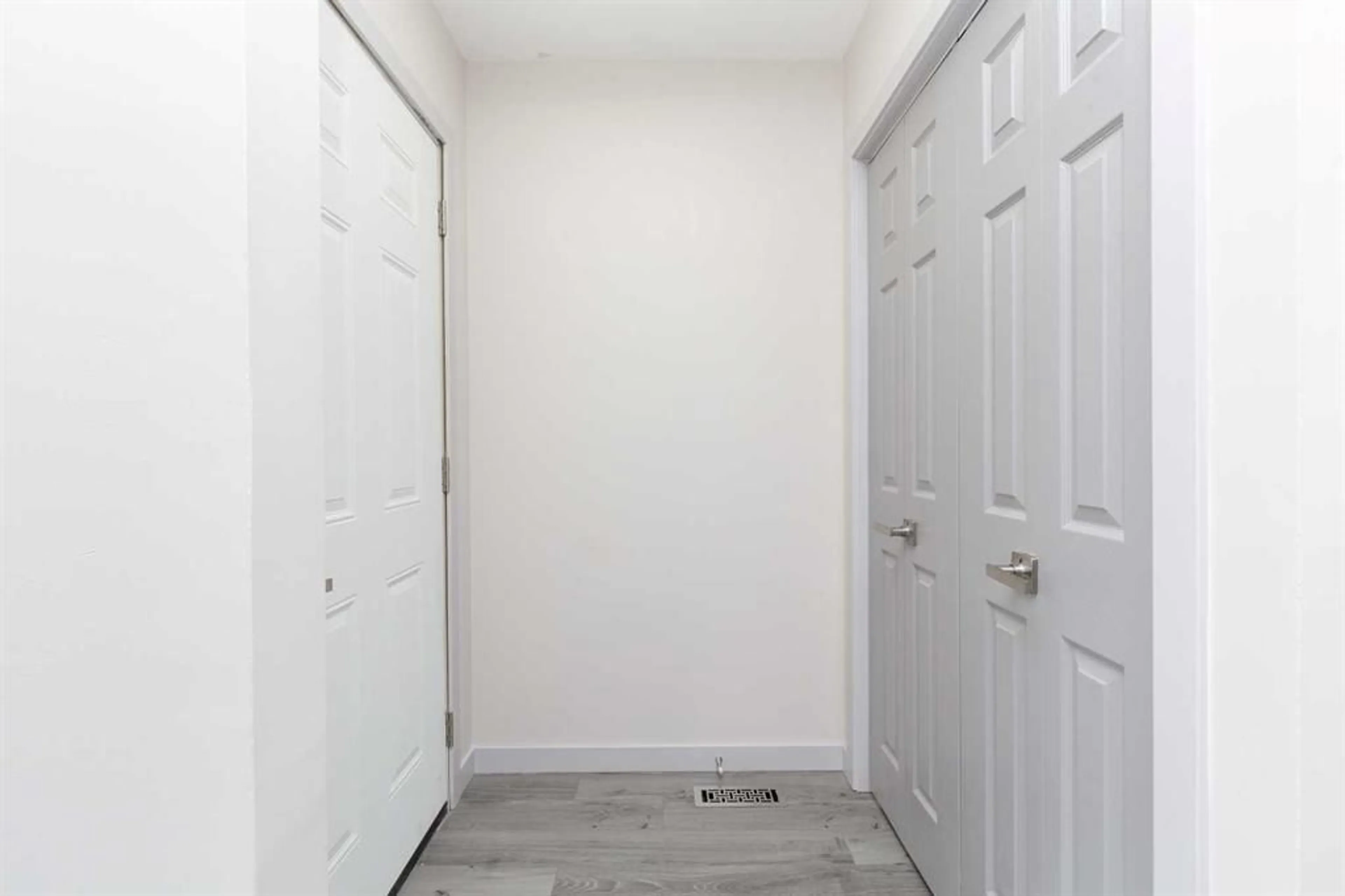 pillar/IMG-A2340275_3.jpg