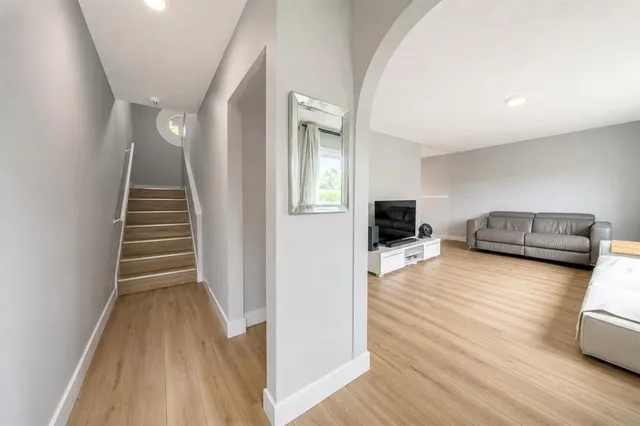 516 Terrace Pk, Red Deer 5