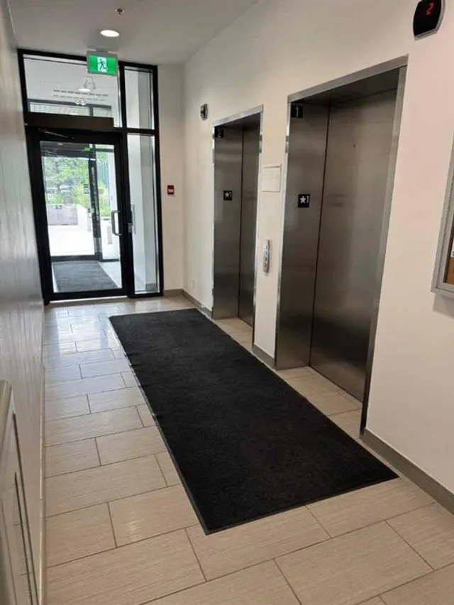955 Mcpherson Rd #313, Calgary 5