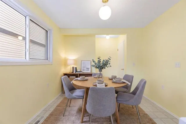 740 Bracewood Dr #22, Calgary 5