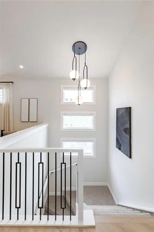 70 Rosemary Gdns, Calgary 5