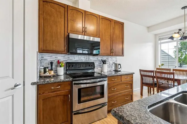 280 Rockyspring Grove, Calgary 5