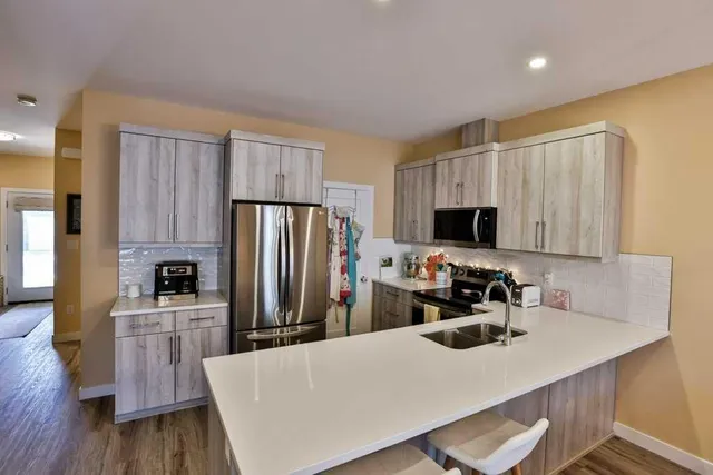 1608 Stafford Dr #3, Lethbridge 5